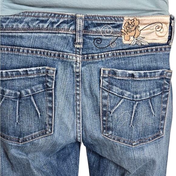 White‎ House Black Market Womens Capri Jeans 2 Blue Raw Hem Stretch Embroidered - Picture 8 of 13